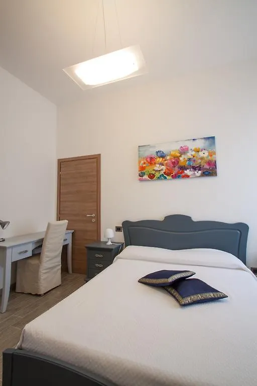 Palazzo Di Primavera Guest House 0*, Caprino Veronese Italy
