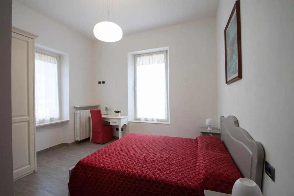 Palazzo Di Primavera Guest House contacts